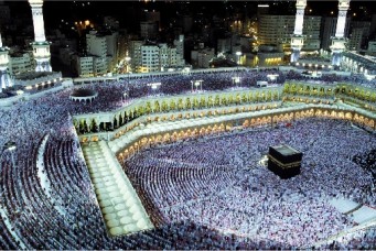 Pilgrims at the Grand Mosque, Mecca, Saudi Arabia. Kazuyoshi Nomachi/Corbis