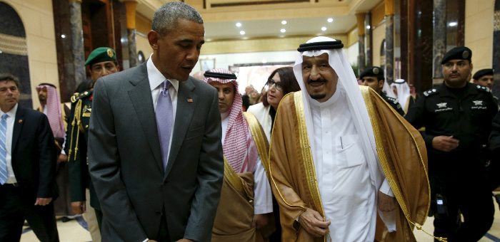 U.S. President Barack Obama and Saudi King Salman at a summit meeting in Riyadh. April 20, 2016. Kevin Lamarque/Reuters