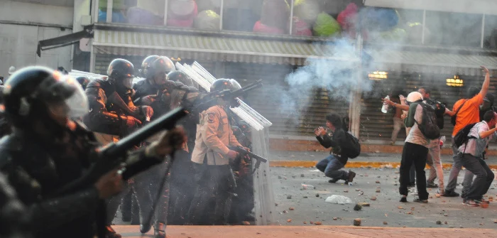 Tear gas fired at protesters, Caracas, Feb. 15, 2014. Andrés E. Azpúrua/Wikicommons
